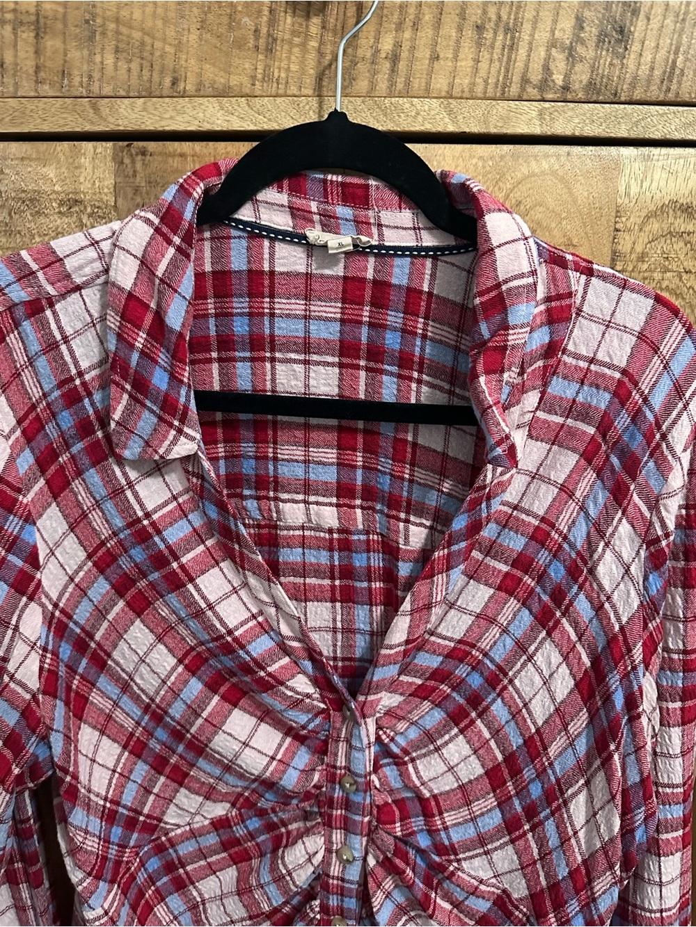 PILCRO Ruched Collared Blouse - Picture 3 of 6